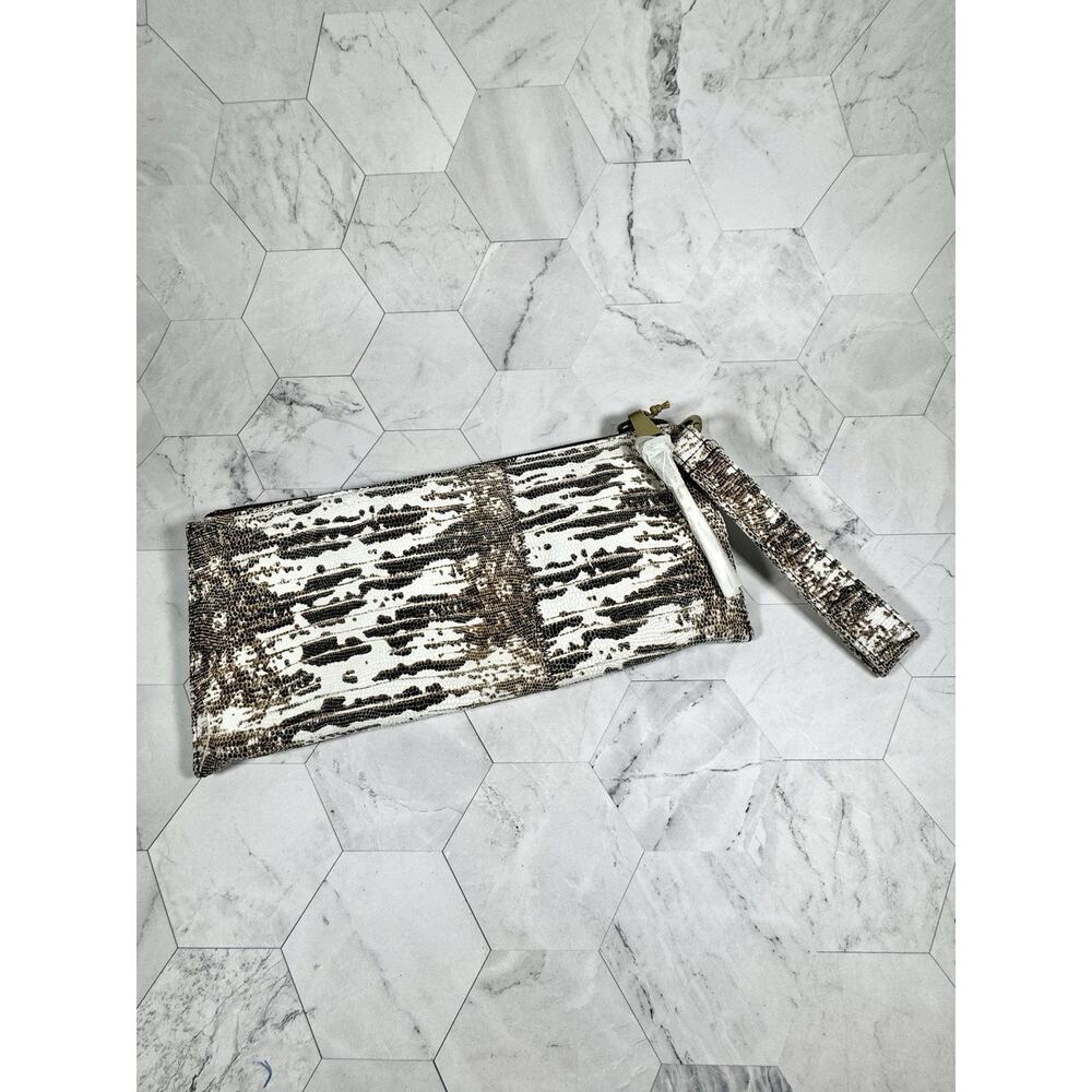 Hobo Vida leather Snakeskin Print Clutch Wristlet New With Tags